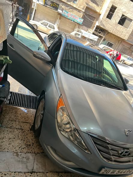 هيونداي سوناتا 2011 - صورة 2