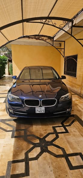 بي إم دبليو 523i 2011 - صورة 4