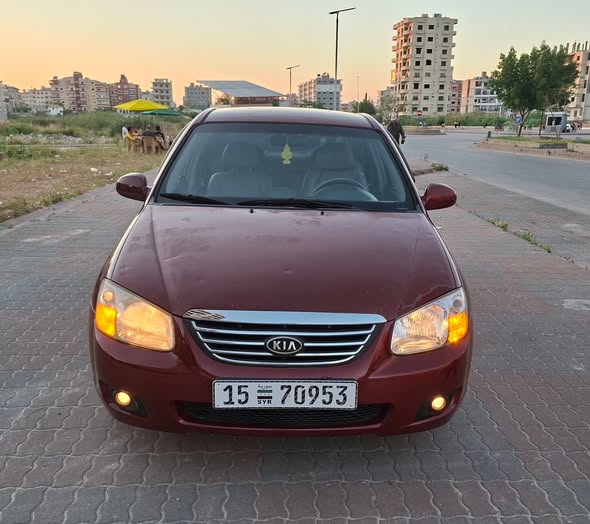 كيا سيراتو 2007 - صورة 1