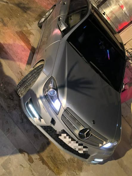 مرسيدس C220 2012 - صورة 2