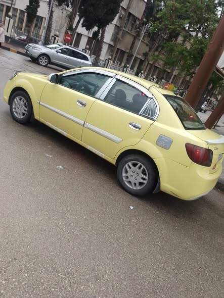 كيا ريو 2010 - صورة 4