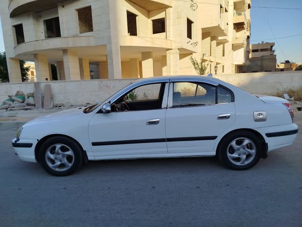هونداي الانترا 2004 - صورة 3