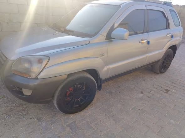 كيا سبورتاج 2005 - صورة 2