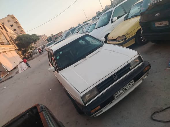 ميتسوبيشي لانسر 1993 - صورة 3