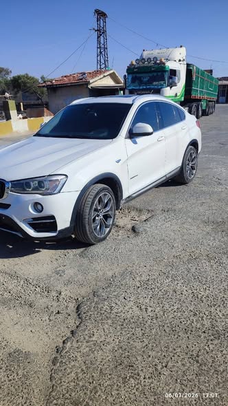 بي إم دبليو X4 2015 - صورة 3