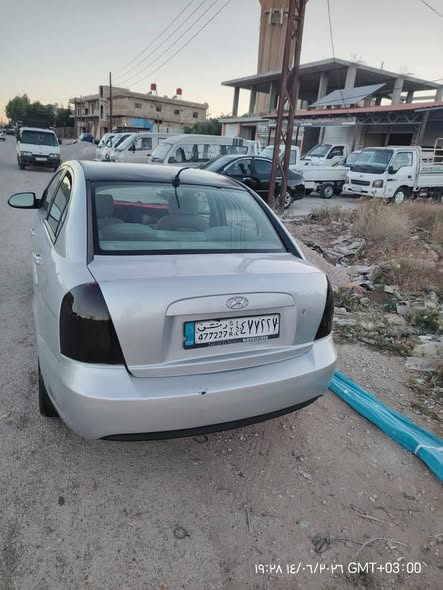 هيونداي فيرنا 2007 - صورة 3