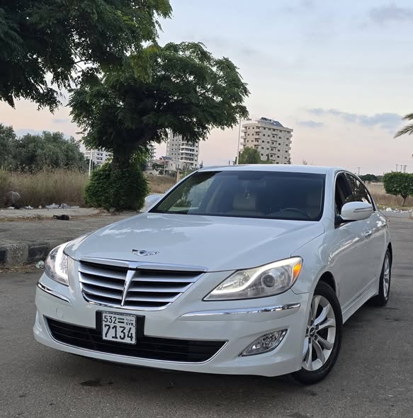 هونداي جينيسيس 2012 - صورة 5
