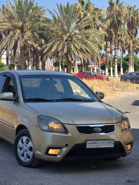 كيا ريو 2010 - صورة 4