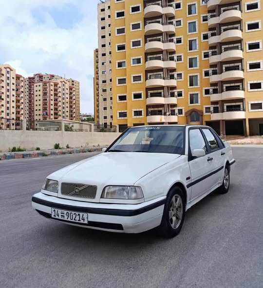 فولفو 850 1993 - صورة 1