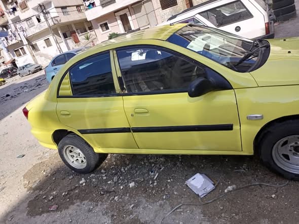 كيا ريو 2000 - صورة 4