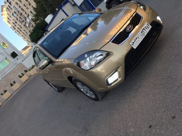 كيا ريو 2011 - صورة 2