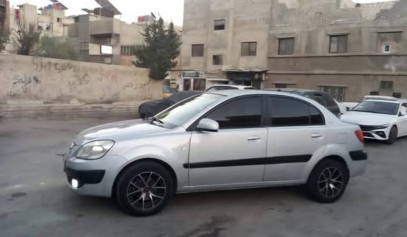 كيا ريو 2009 - صورة 3