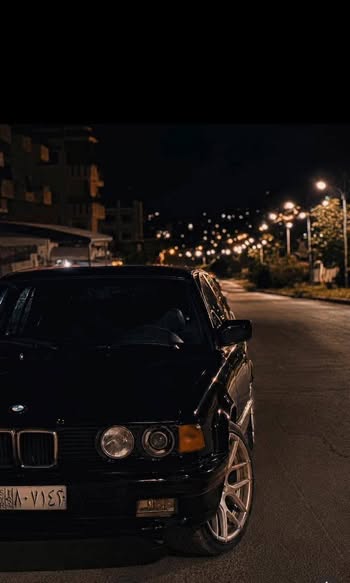 بي إم دبليو 735i 1988 - صورة 3