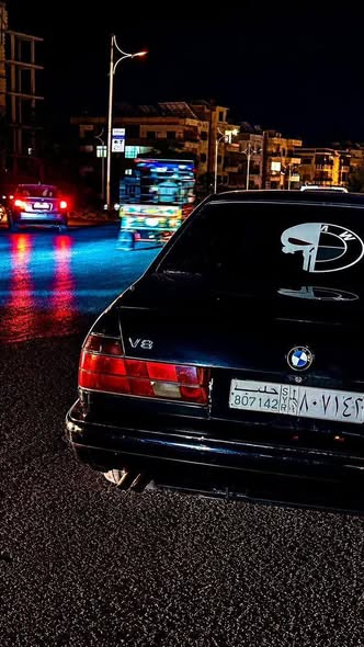 بي إم دبليو 735i 1988 - صورة 4