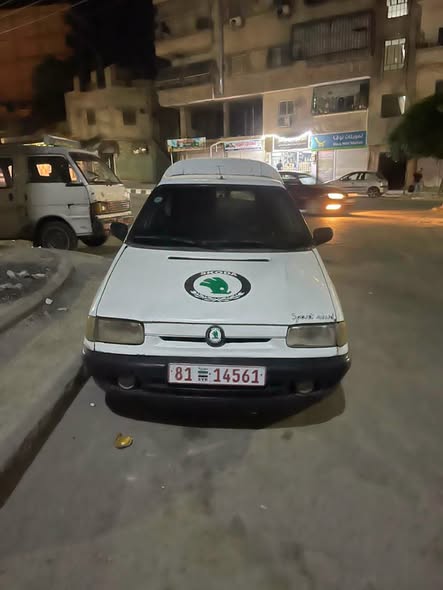 سكودا بيك أب 1996 - صورة 2