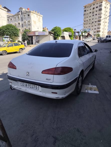 بيجو ٦٠٧ 2001 - صورة 2