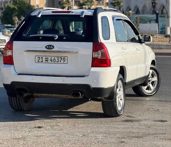 كيا سبورتاج 2009 - صورة 1