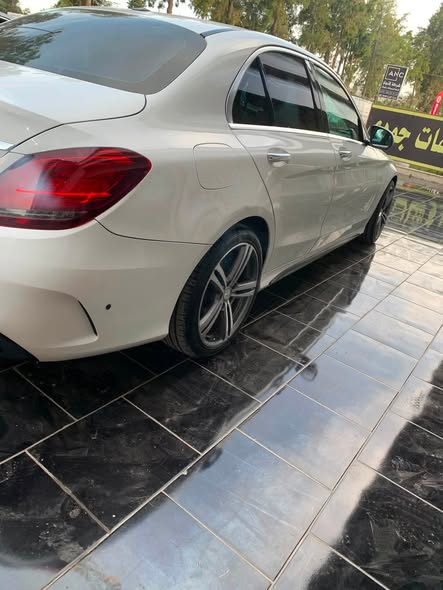 مرسيدس c300 2016 - صورة 3