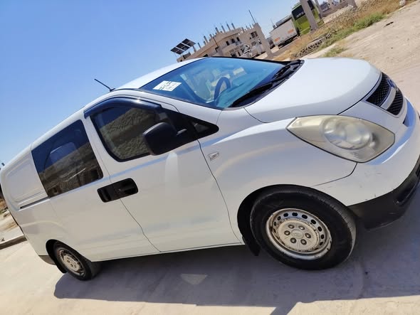هيونداي H-1 2013 - صورة 1