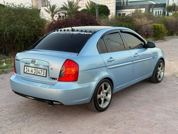 هونداي فيرنا 2008 - صورة 5