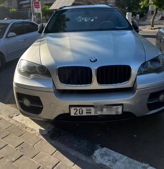 بي إم دبليو X6 2011 - صورة 1