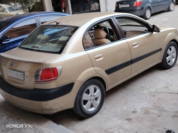كيا ريو 2008 - صورة 2