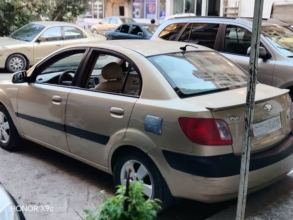 كيا ريو 2008 - صورة 3