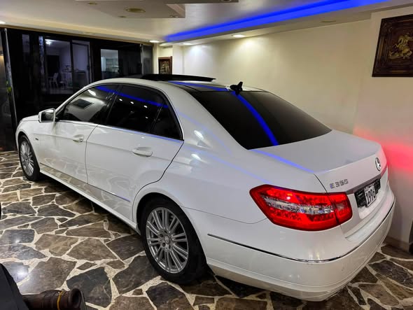 ميرسيدس E350 2012 - صورة 3