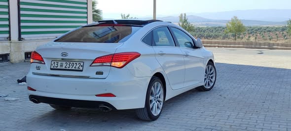 هيونداي اي 40 2013 - صورة 4