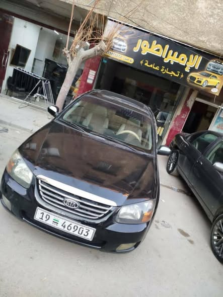 كيا سيراتو 2008 - صورة 3