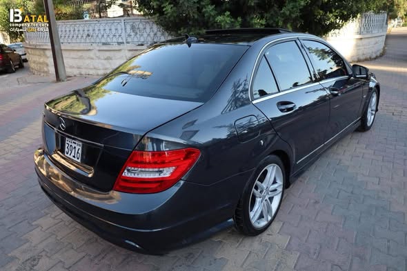 مرسيدس C250 2012 - صورة 3