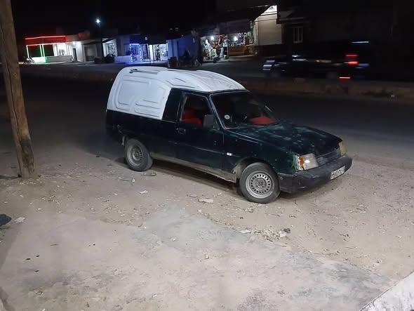 زاز بيك أب 2000 - صورة 5