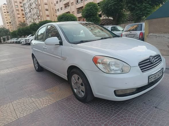 هيونداي فيرنا 2007 - صورة 2