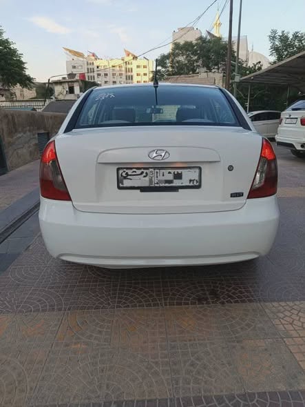 هيونداي فيرنا 2007 - صورة 4