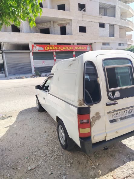 سكودا بيك اب 1994 - صورة 3