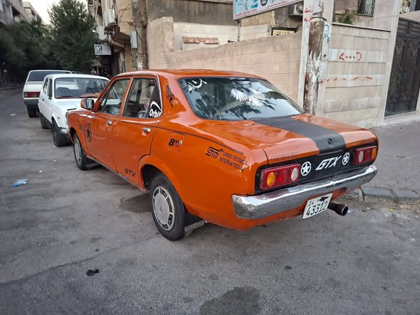 دودج كالانت 1976 - صورة 5