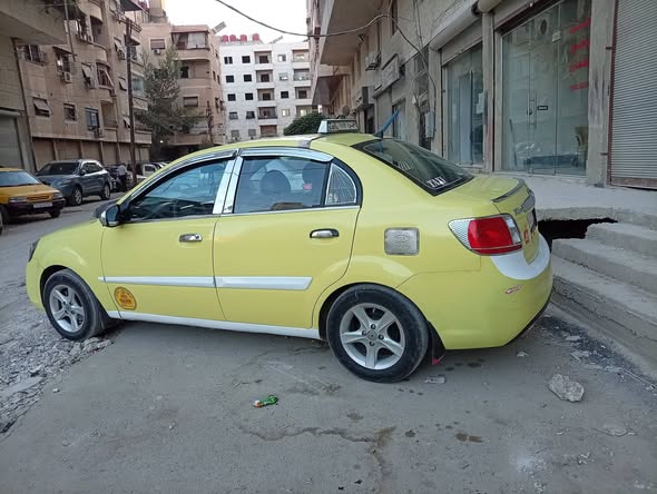 كيا ريو 2011 - صورة 5