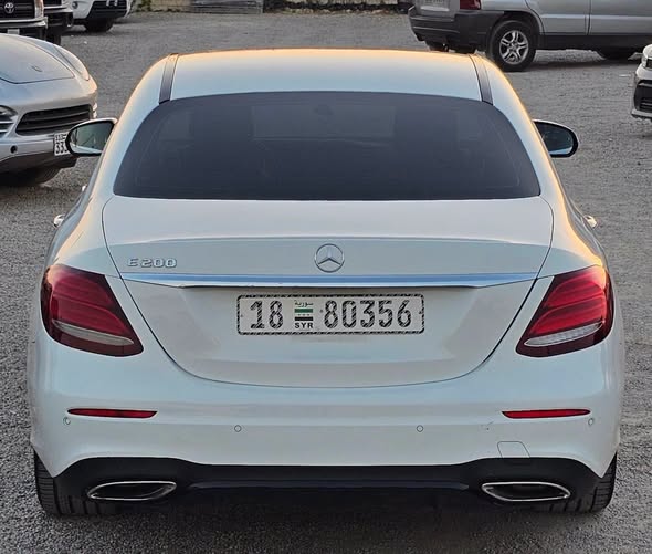 مرسيدس E200 2018 - صورة 4