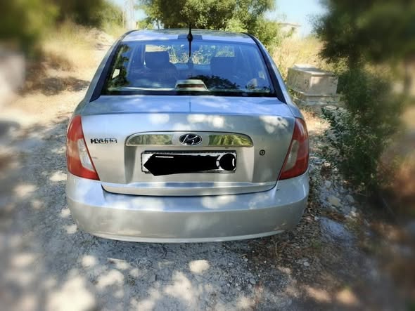 هيونداي فيرنا 2008 - صورة 2