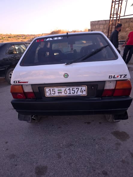 سكودا فورمان 1994 - صورة 5