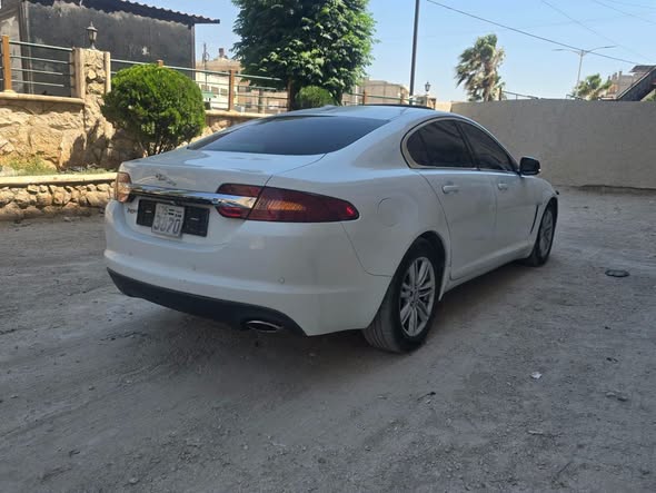 جاكوار اكس اف 2012 - صورة 2