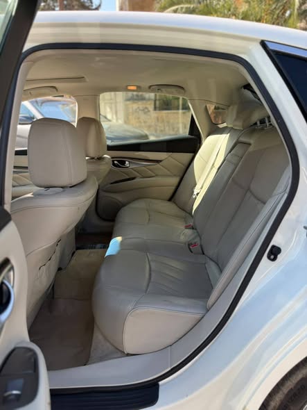 انفنتي M37 2013 - صورة 2