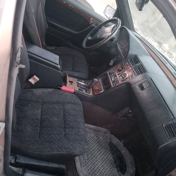 مرسيدس C220 2001 - صورة 5