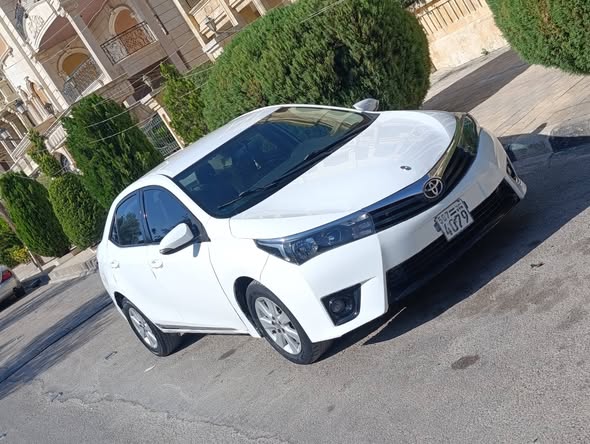 تويوتا كورولا 2015 - صورة 1