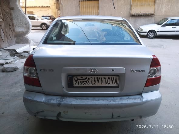 هيونداي فيرنا 2010 - صورة 4
