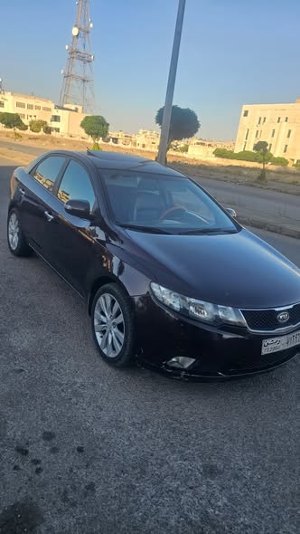 كيا فورتي 2010 - صورة 5