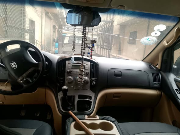 هيونداي H1 2011 - صورة 5