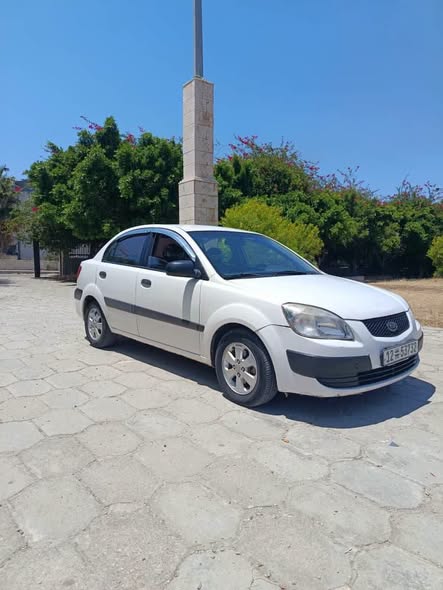 كيا ريو 2009 - صورة 1
