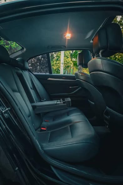 بي إم دبليو 528i 2011 - صورة 4