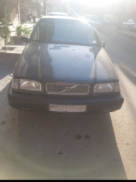 فولفو ٤٦٠ 1993 - صورة 4